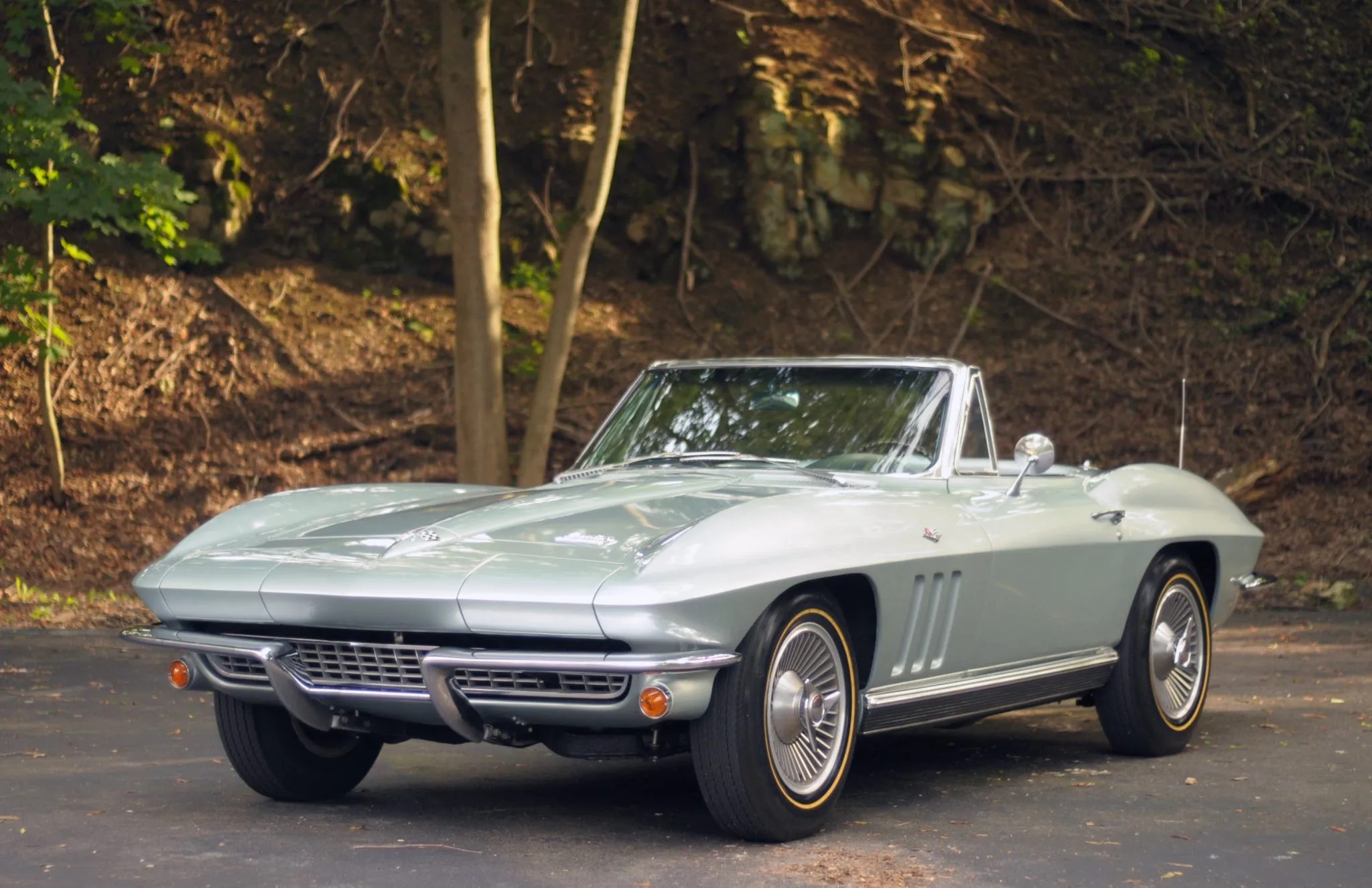 1966-chevrolet-corvette-vxmokkxh