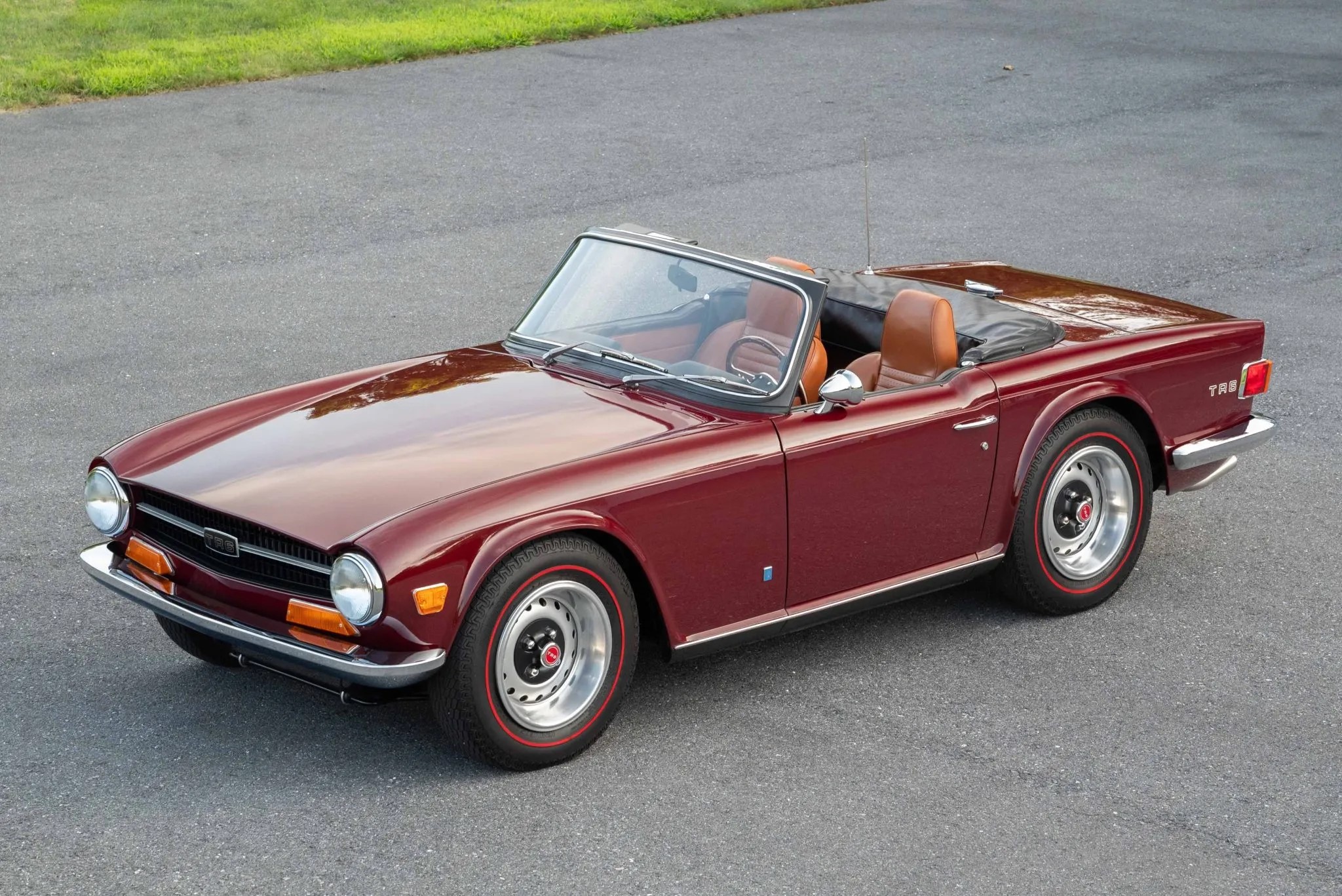1971-triumph-tr6-emxzwy4u