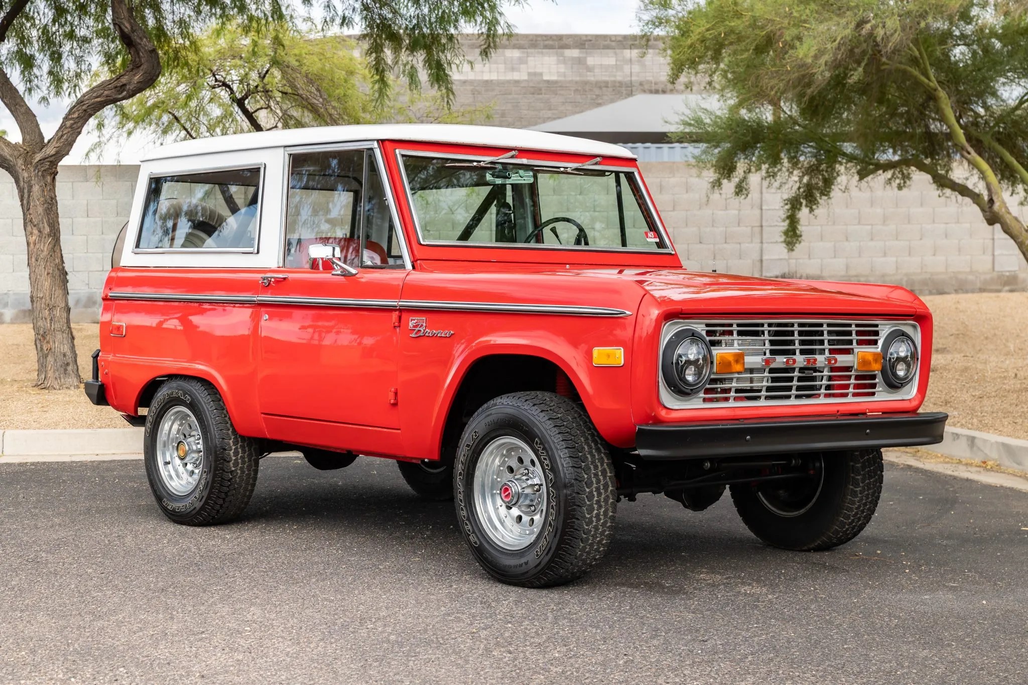 1974-ford-bronco-hnhclpxl